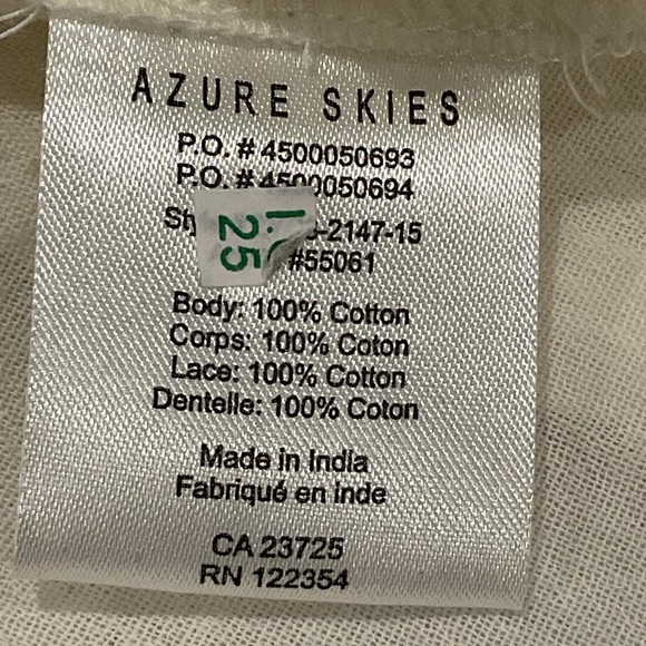 AZURE SKIES Roomy Pretty & delicate, Creamy rounded neck Tunic . - Picture 5 of 7